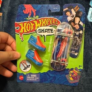 Treasure hunt Hot Wheels skate